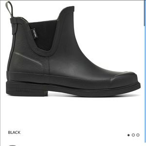 New in Box Tretorn Black Rain Boots